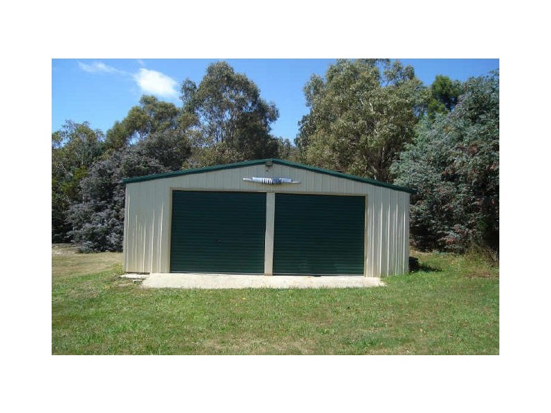 24 Girraween Drive, Marrangaroo NSW 2790