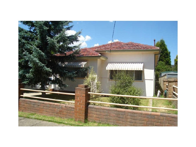 15 Malvern Street, Lithgow NSW 2790