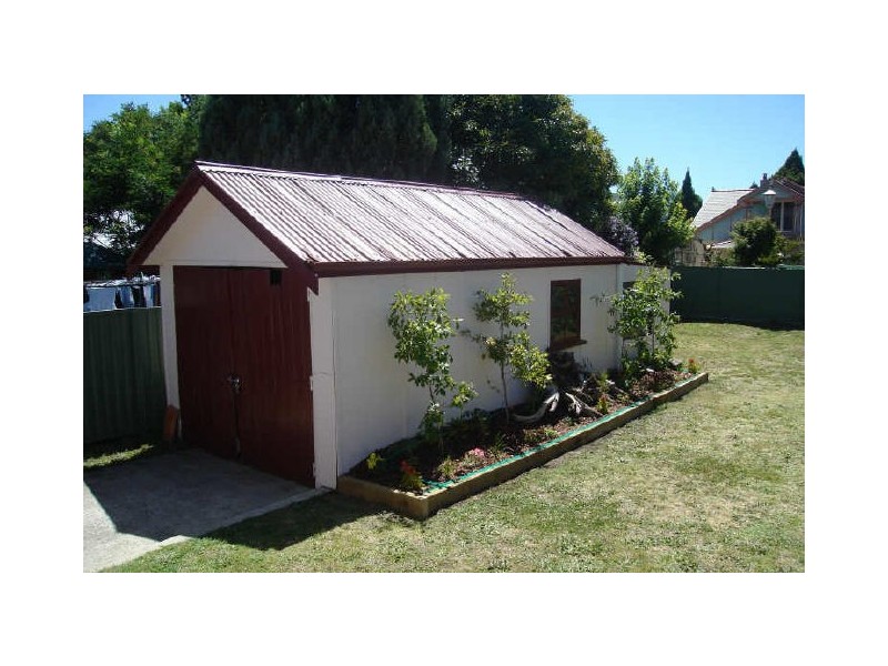 15 Malvern Street, Lithgow NSW 2790