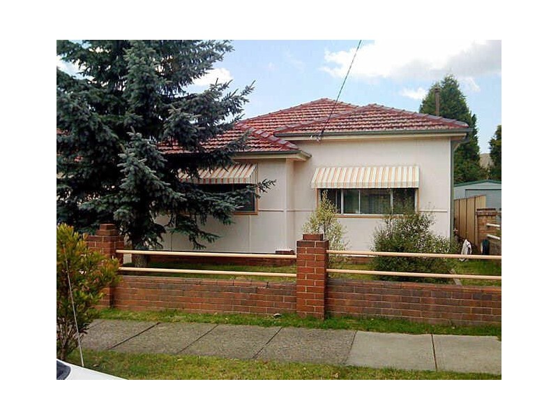 15 Malvern Street, Lithgow NSW 2790