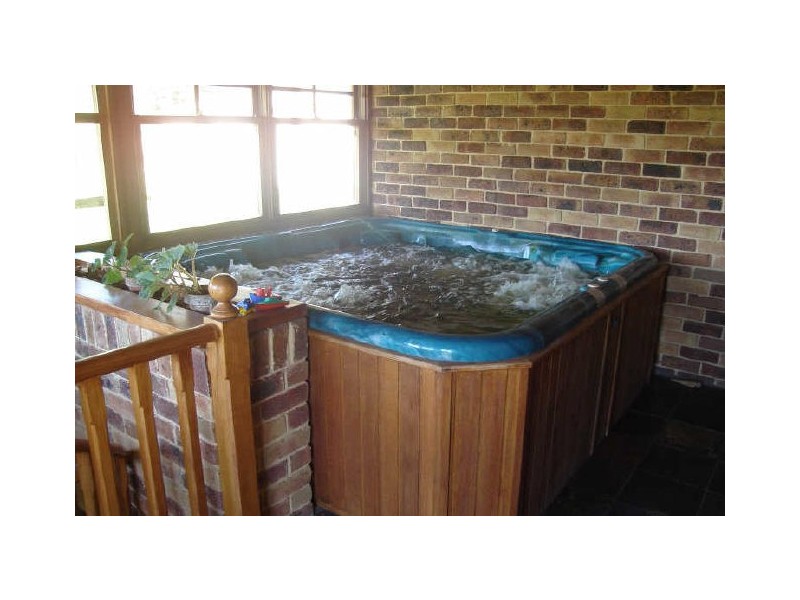 212 Great Western Highway, Marrangaroo NSW 2790