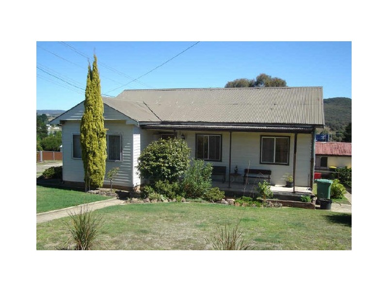 34 James Parade, Wallerawang NSW 2845