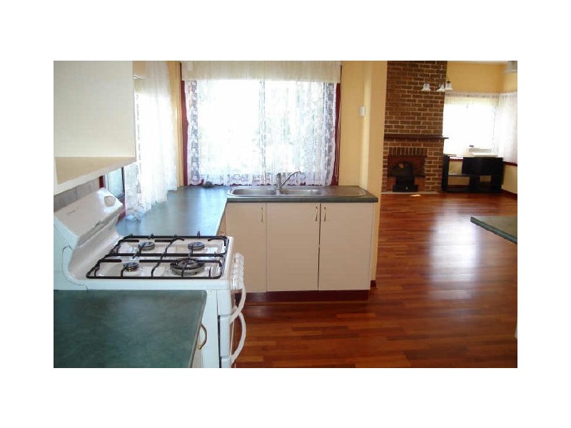 2 Amiens Street, Lithgow NSW 2790