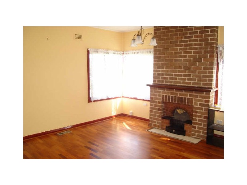 2 Amiens Street, Lithgow NSW 2790