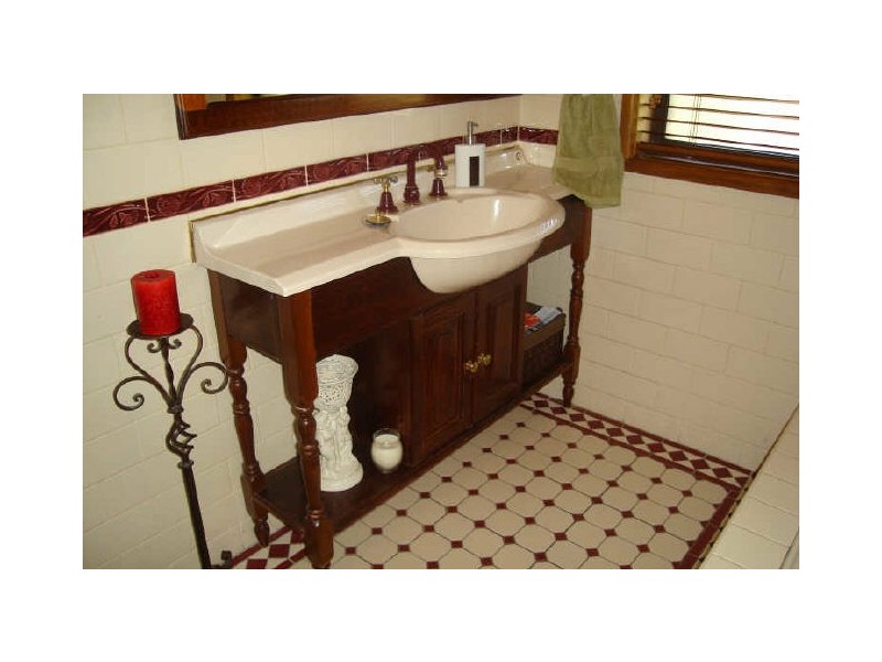 9 Blaxland Street, Lithgow NSW 2790