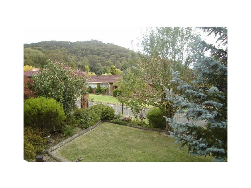 5 Wattle Grove, Lithgow NSW 2790