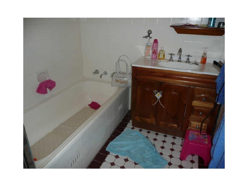 1 Wattle Grove, Lithgow NSW 2790