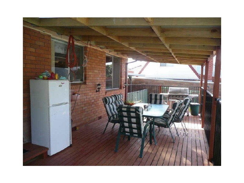 1 Wattle Grove, Lithgow NSW 2790