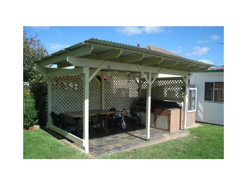 86 Martini Parade, Lithgow NSW 2790