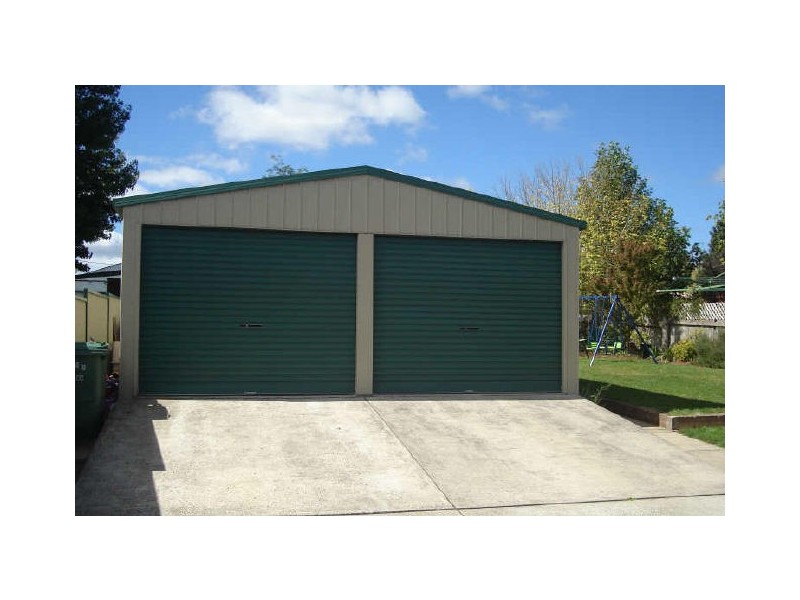 86 Martini Parade, Lithgow NSW 2790