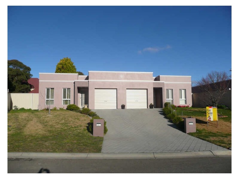 5a & 5b Willow Place, Lithgow NSW 2790