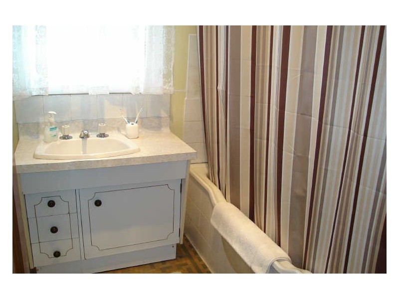 48 Rifle Parade, Lithgow NSW 2790