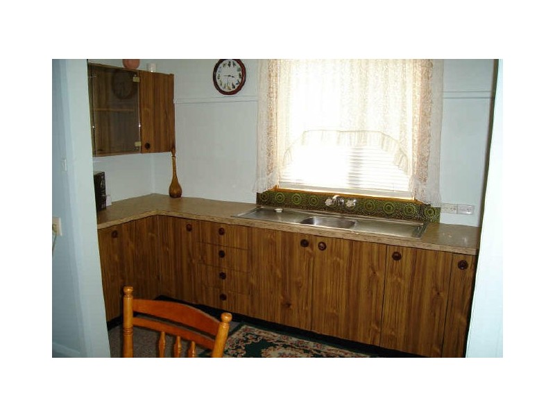 11 Enfield Avenue, Lithgow NSW 2790