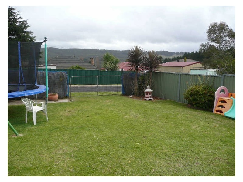 4 Tarrone Place, Wallerawang NSW 2845