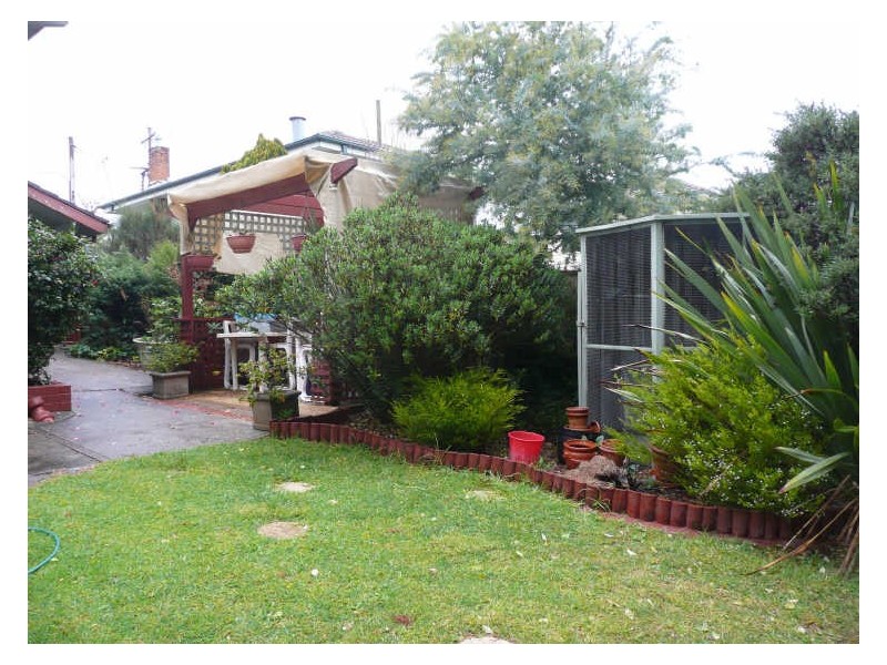 11 Landa Street, Lithgow NSW 2790