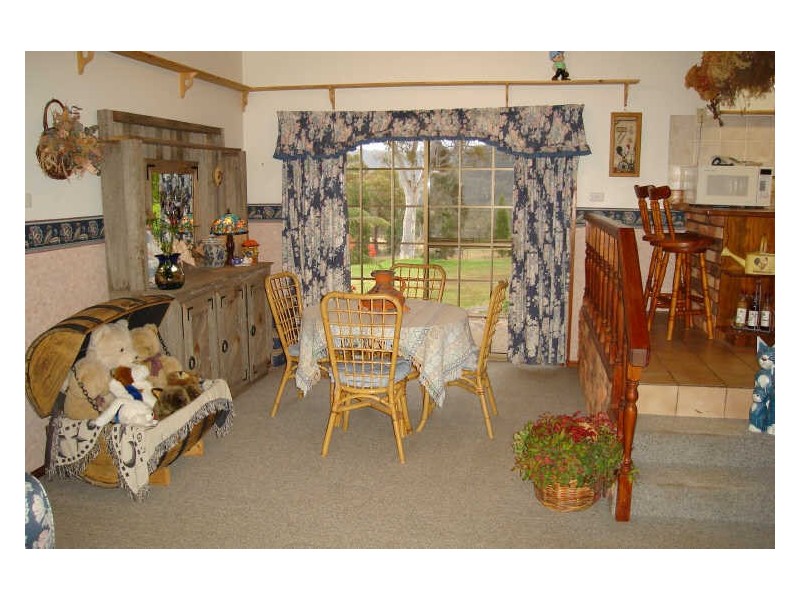 784 Castlereagh Highway, Marrangaroo NSW 2790