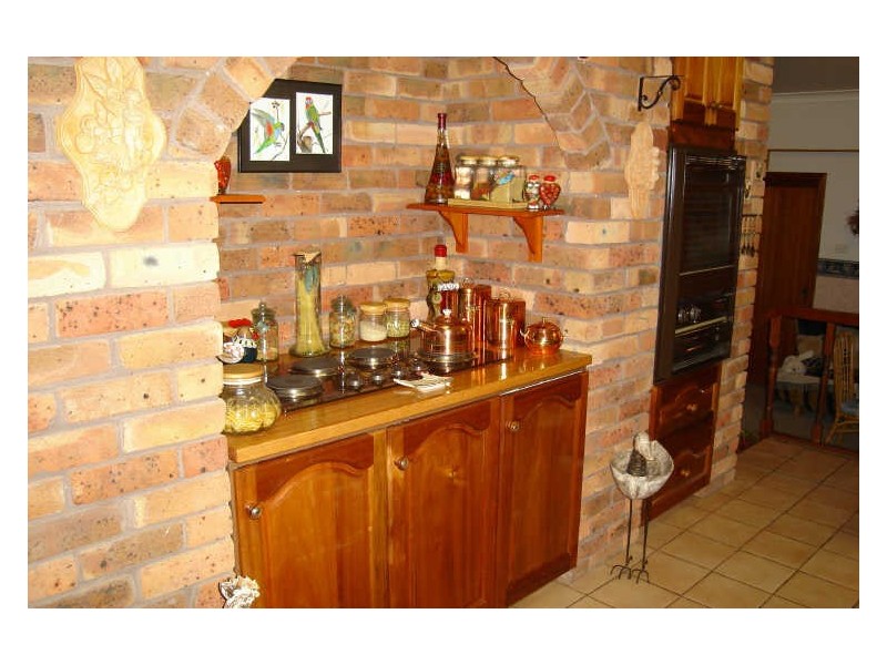 784 Castlereagh Highway, Marrangaroo NSW 2790