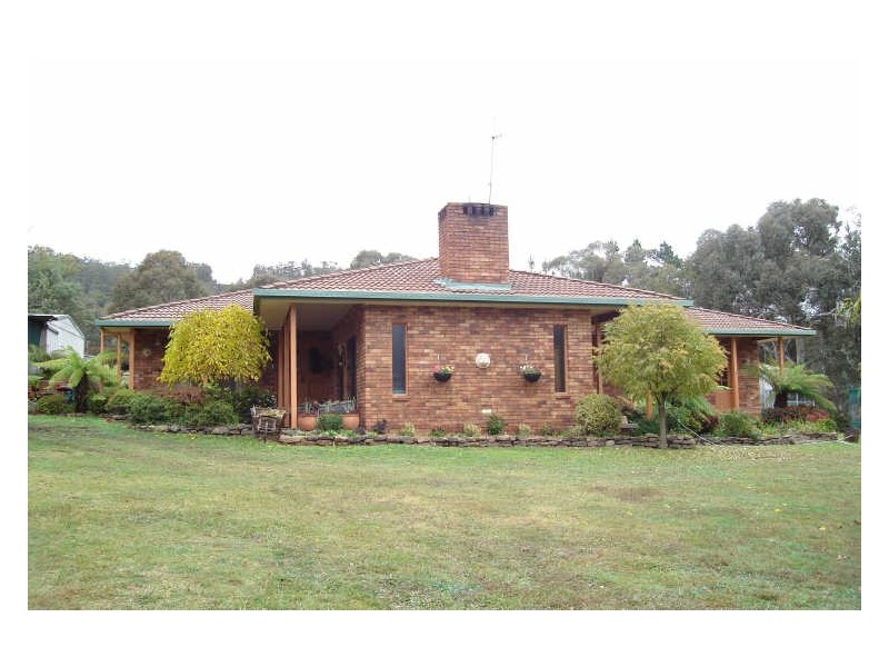 784 Castlereagh Highway, Marrangaroo NSW 2790