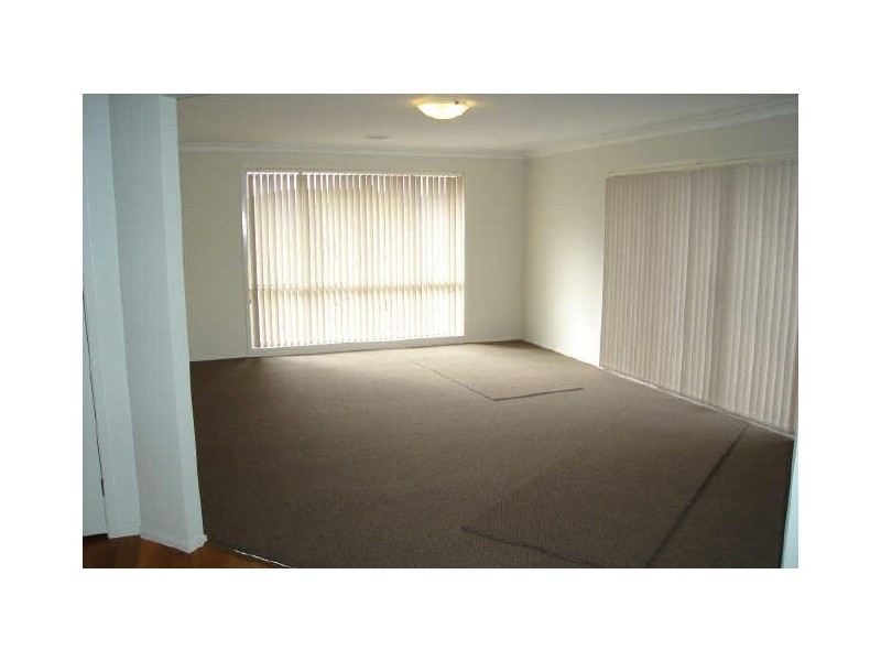 5 James O’Donnell Drive, Bowenfels NSW 2790