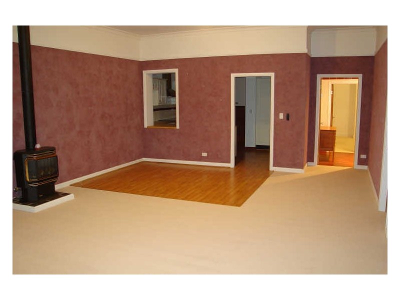 63 Calero Street, Lithgow NSW 2790