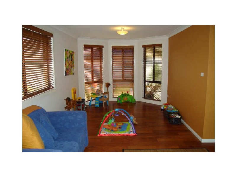 11 Thornley Close, Lithgow NSW 2790