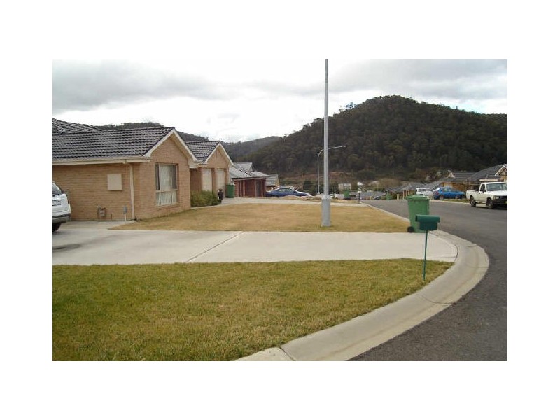 11 Thornley Close, Lithgow NSW 2790