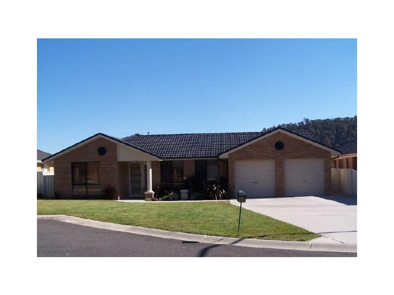 11 Thornley Close, Lithgow NSW 2790