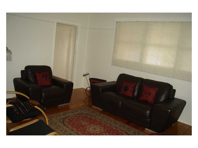15 Enfield Avenue, Lithgow NSW 2790