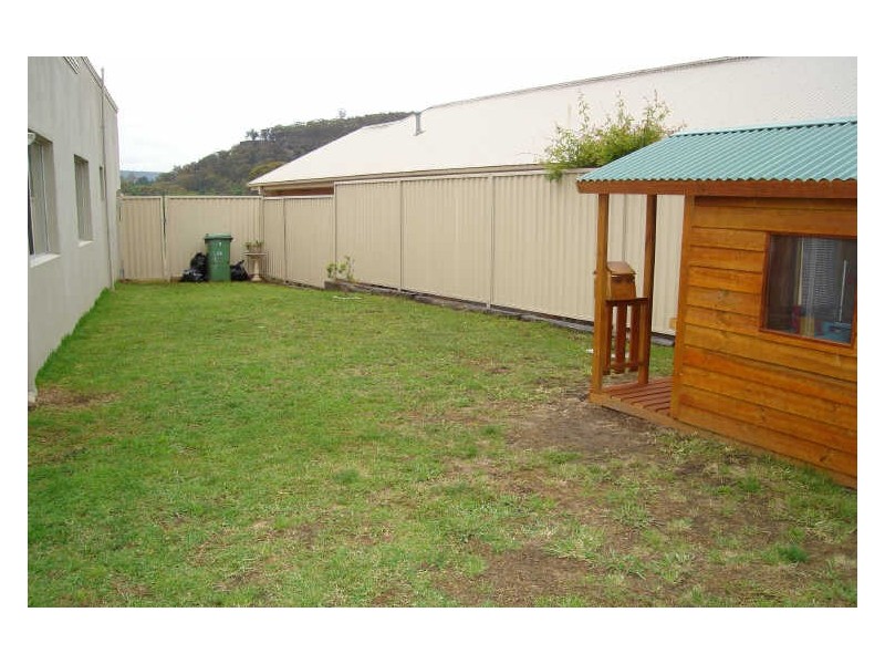 27a & 27b Fullagar Avenue, Lithgow NSW 2790