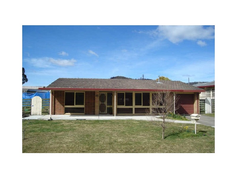 3 Enfield Avenue, Lithgow NSW 2790