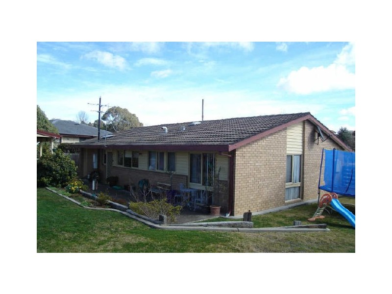 3 Enfield Avenue, Lithgow NSW 2790