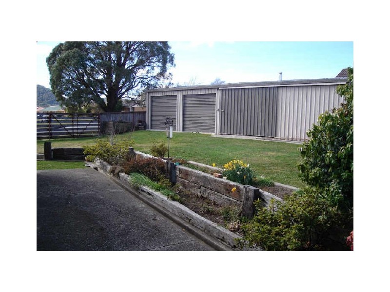 3 Enfield Avenue, Lithgow NSW 2790