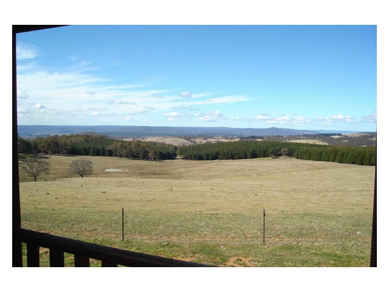 174 Range Road, Meadow Flat NSW 2795