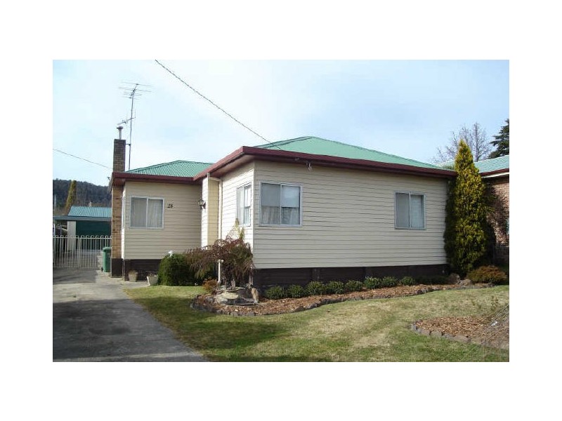 28 Amiens Street, Lithgow NSW 2790