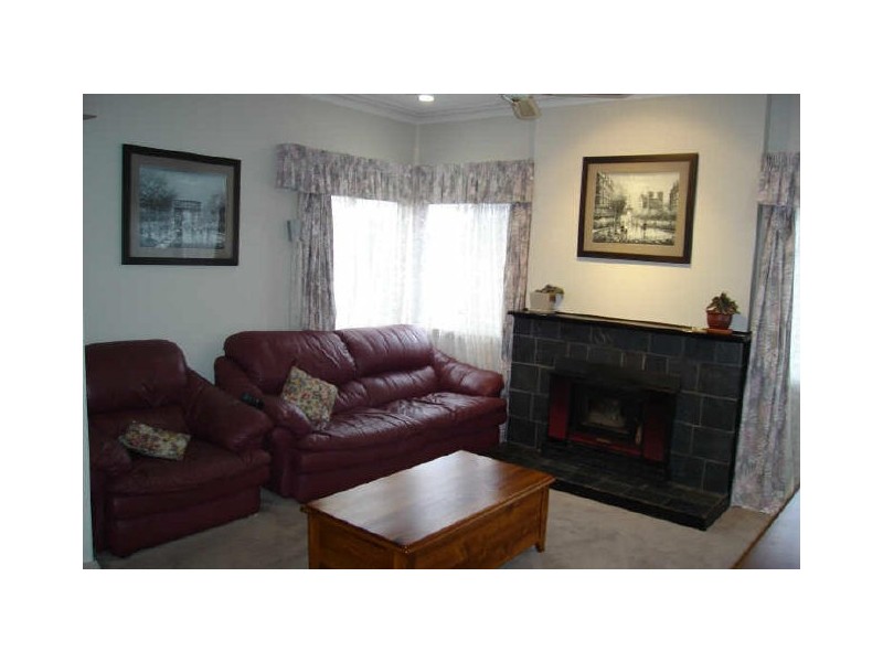 28 Amiens Street, Lithgow NSW 2790