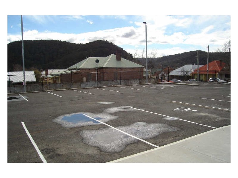 Shop 2/7-11 Railway Parade, Lithgow NSW 2790