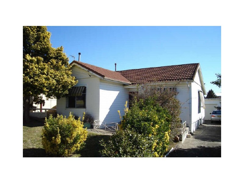 33 Lemnos Street, Lithgow NSW 2790