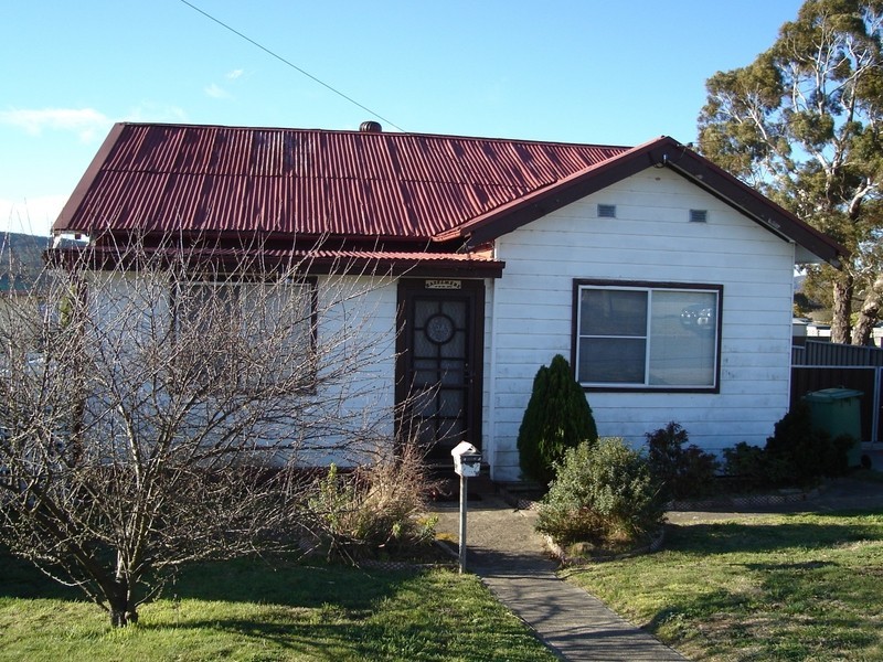 24 Lidsdale Street, Wallerawang NSW 2845