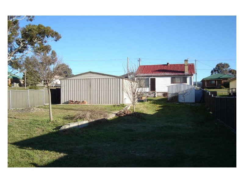 24 Lidsdale Street, Wallerawang NSW 2845
