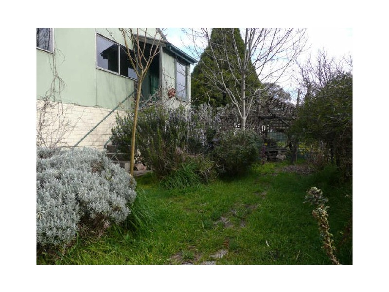 67 Inch Street, Lithgow NSW 2790
