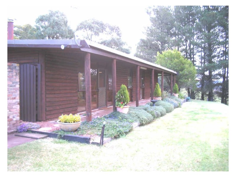 84 Sir Thomas Mitchell Drive, Lithgow NSW 2790