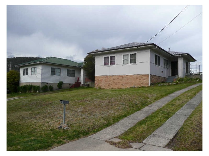 15 Caroline Ave & 2 & 4 Stewart Streets, Lithgow NSW 2790