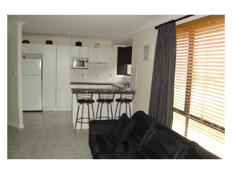 4 Claret Ash Avenue, South Bowenfels NSW 2790