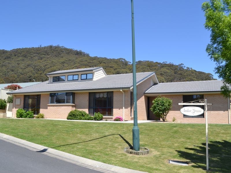 4 Claret Ash Avenue, South Bowenfels NSW 2790
