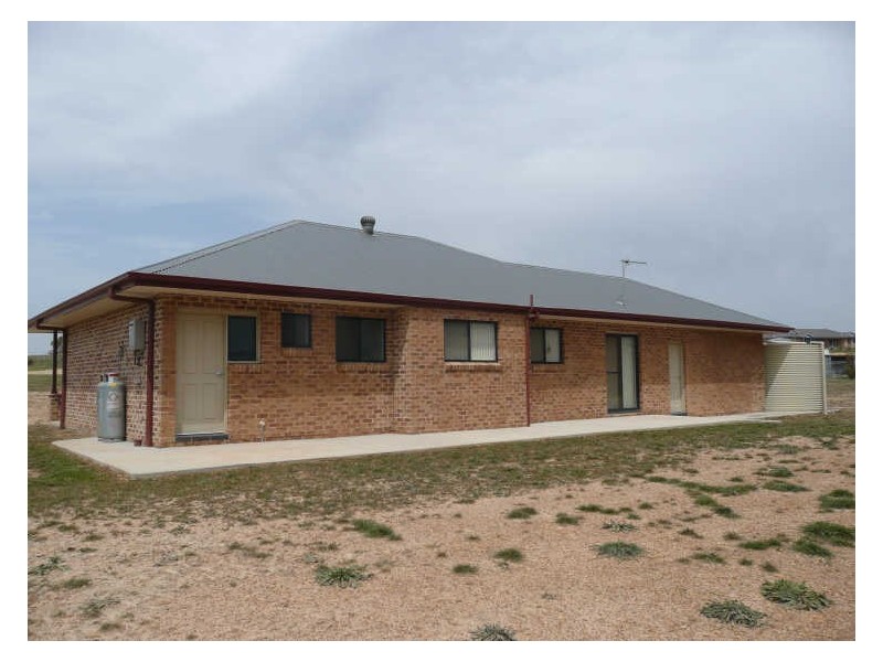 33 Mary Avenue, Portland NSW 2847