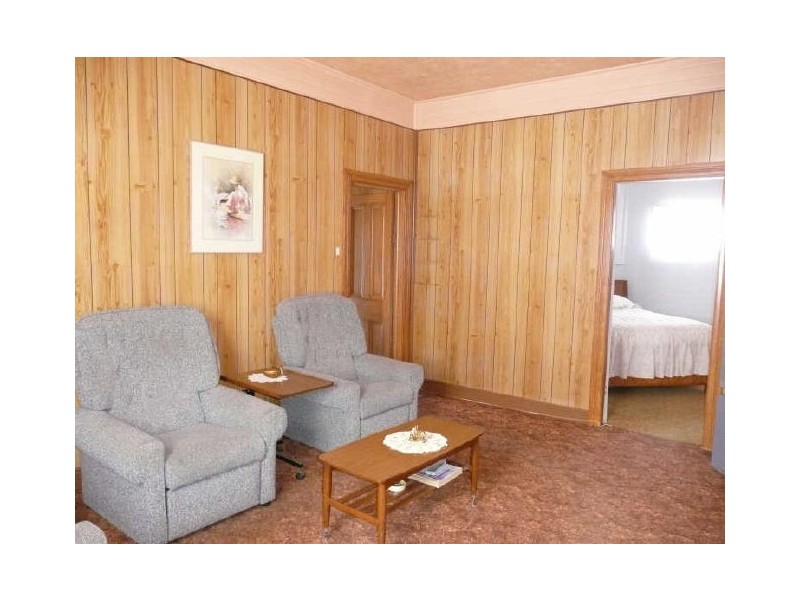 182 Inch Street, Lithgow NSW 2790