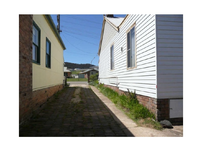 182 Inch Street, Lithgow NSW 2790