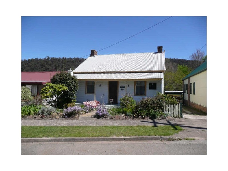 182 Inch Street, Lithgow NSW 2790