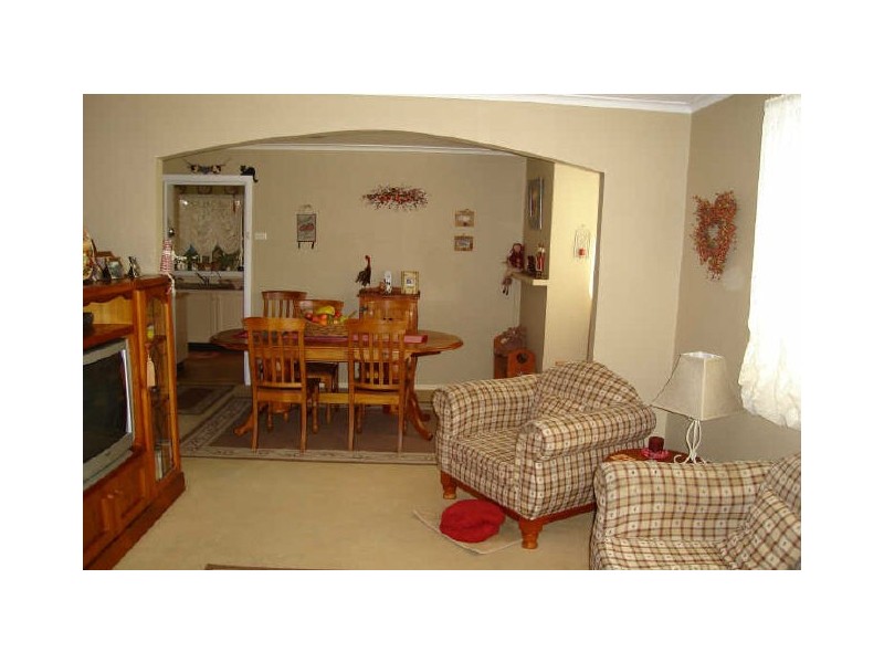 6 Mena Place, Lithgow NSW 2790