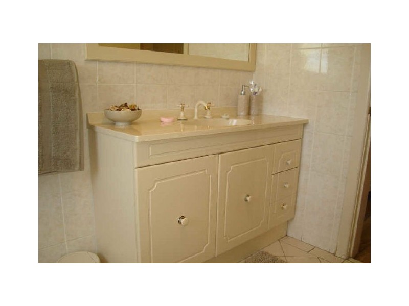 6 Mena Place, Lithgow NSW 2790